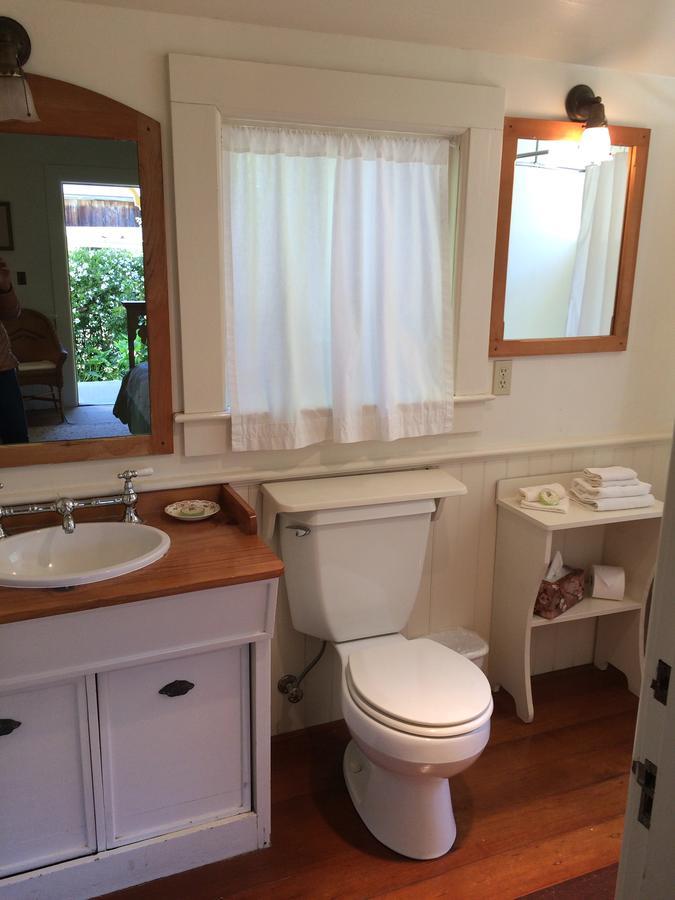 The Squibb Houses Cambria Extérieur photo