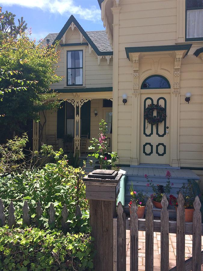 The Squibb Houses Cambria Extérieur photo