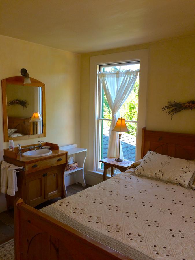 The Squibb Houses Cambria Extérieur photo